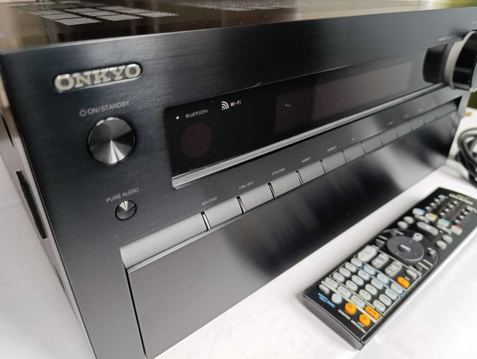 Ресівер Onkyo TX-NR828 • 7.2 • 2013