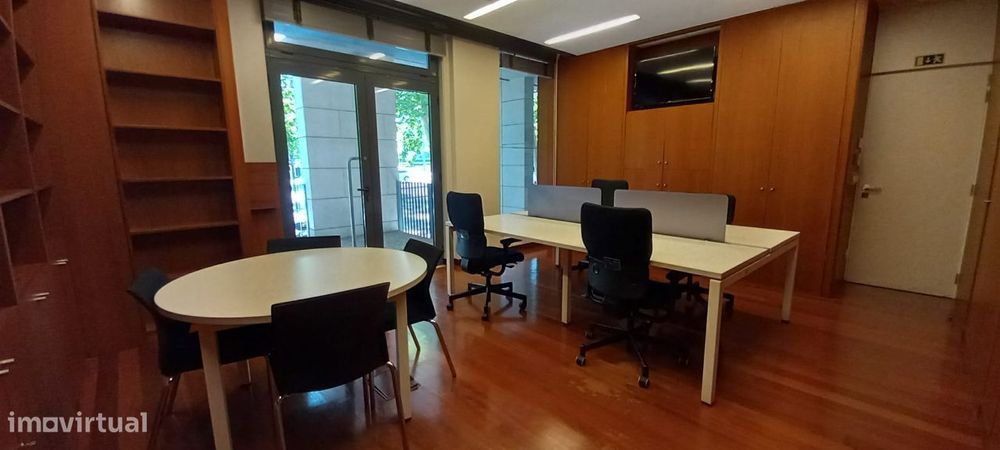 Escritório com 22m2, Avenida D. João II, Pq. das Nações