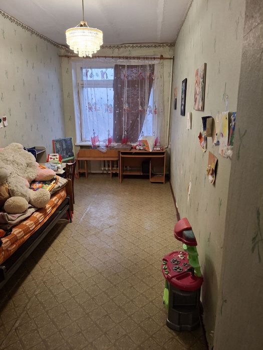 Продам квартиру, 3 кімнати