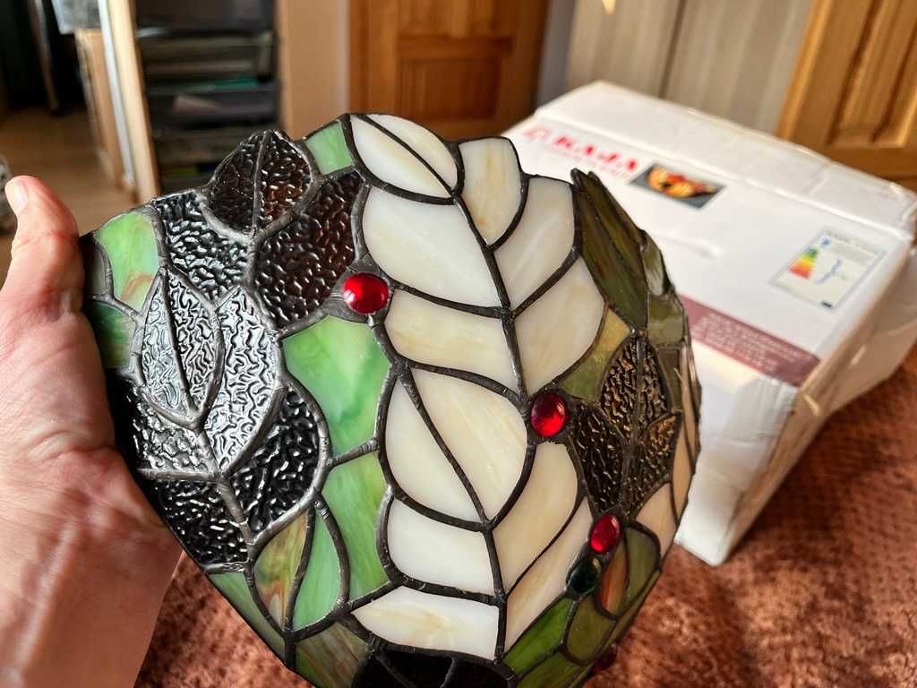 Kinkiet Witrażowy Wzór Liści Elegancka Lampa Ścienna