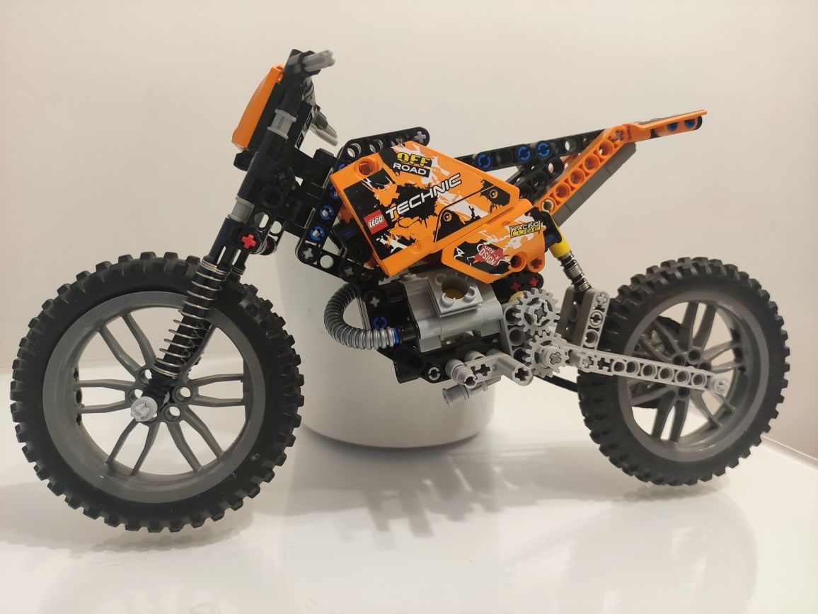 Klocki LEGO motocykl technic