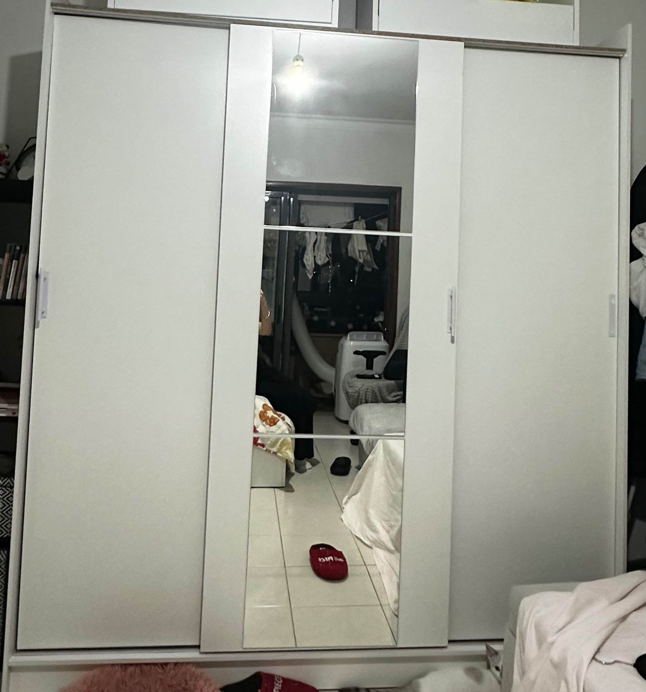 Armário com 3 portas