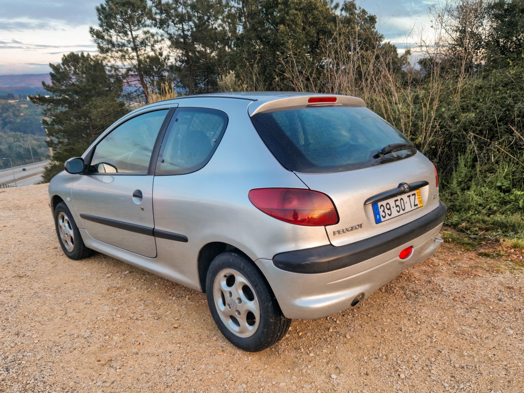Pegeout 206 1.4 HDI comercial (274000km)
