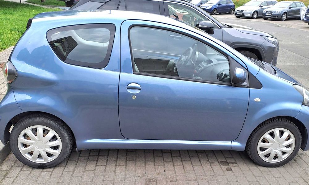Toyota Aygo I 1.0 > 12.2009r. idealna do miasta, mała, zwinna, oszcz.