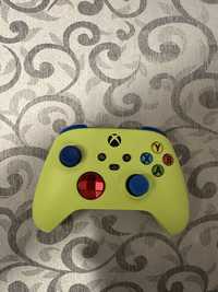 Comando Xbox series s x electric volt   Neon custom