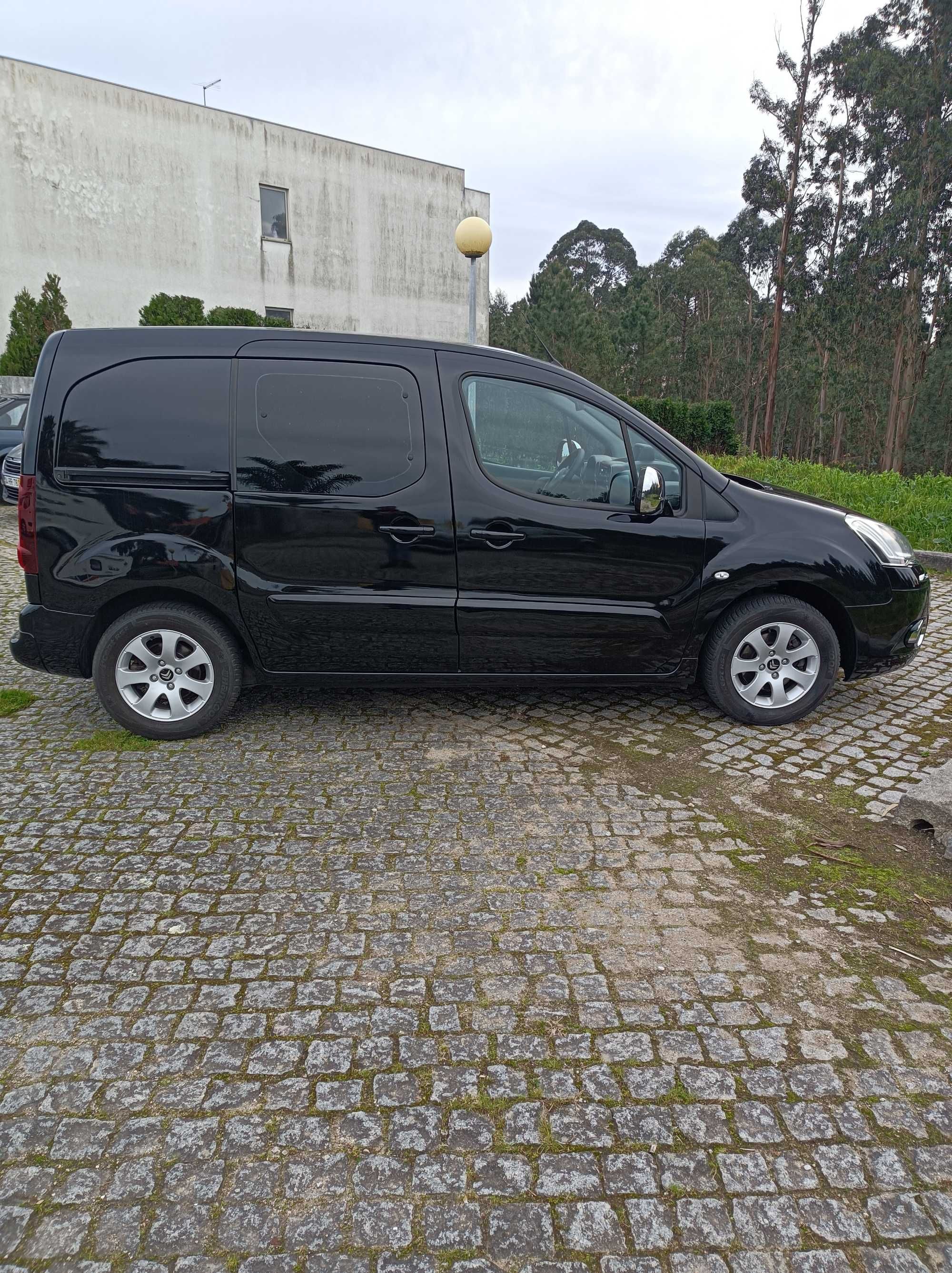 Citroen berlingo  em muito bom estado