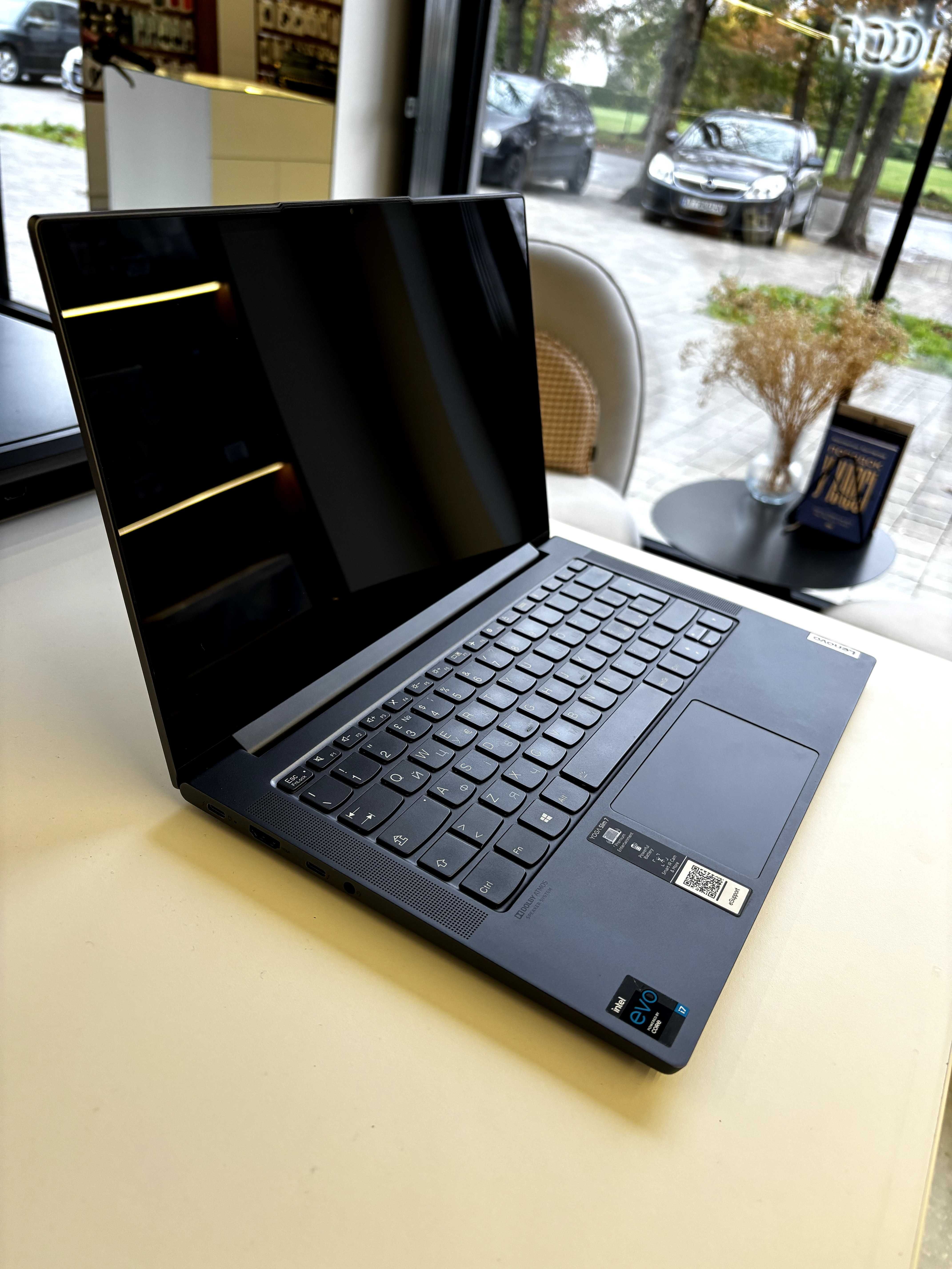 Ноутбук Lenovo Yoga Slim 7 14ITL05