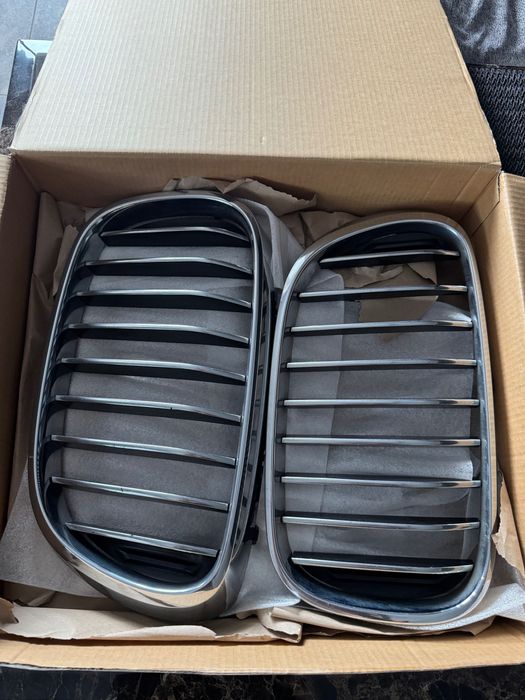 Grill do Bmw 730 d - rok 2016 - srebrny
