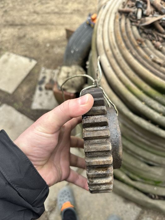 Шестерня привода НШ-100 ЮМЗ