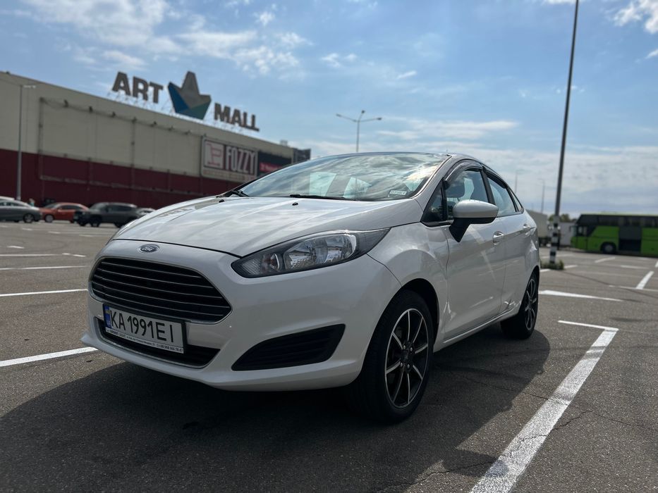 Продаю власну машину Ford fiesta