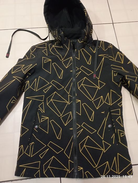 Куртка осіння 134