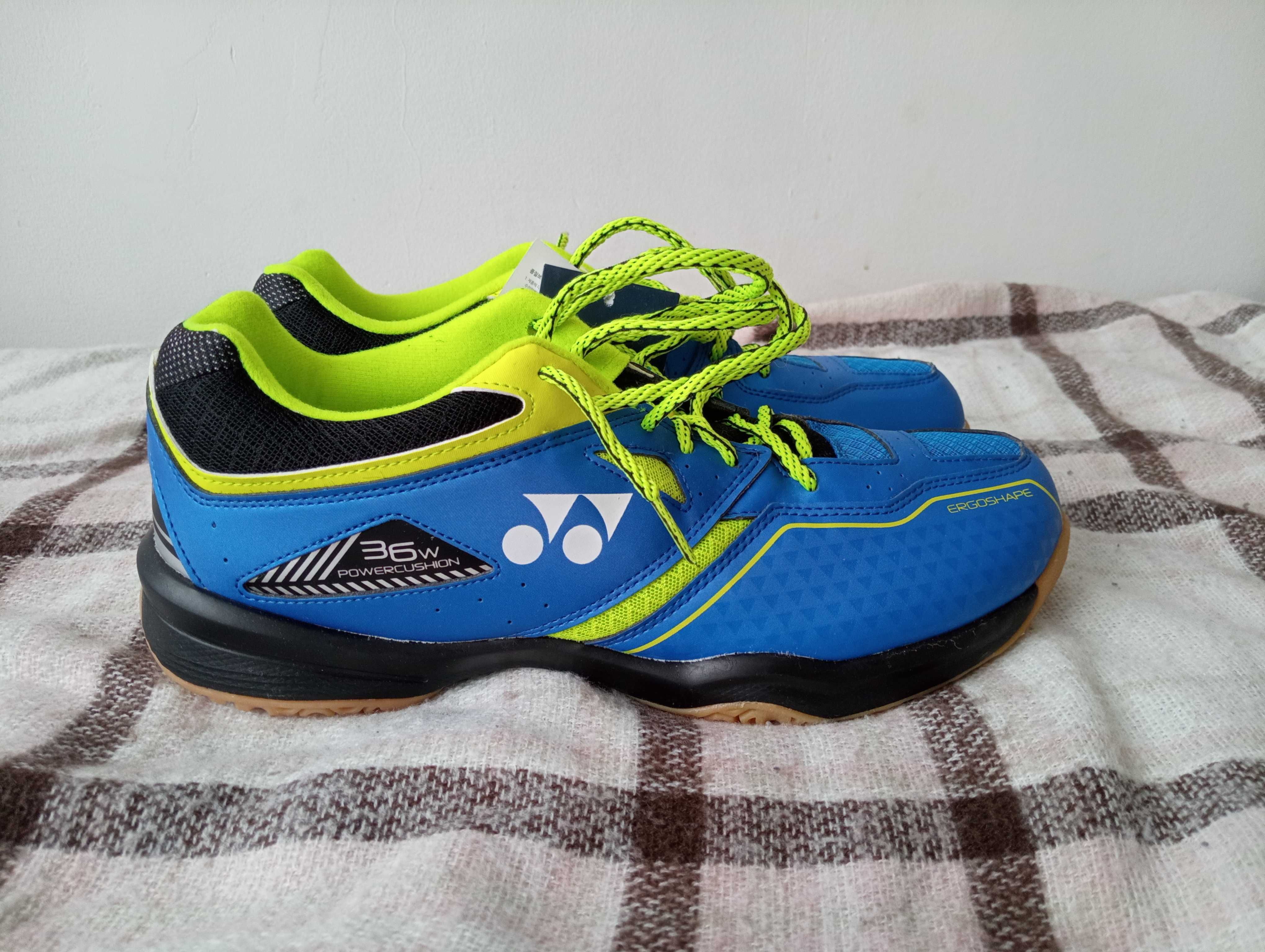 Buty Yonex SHB-36