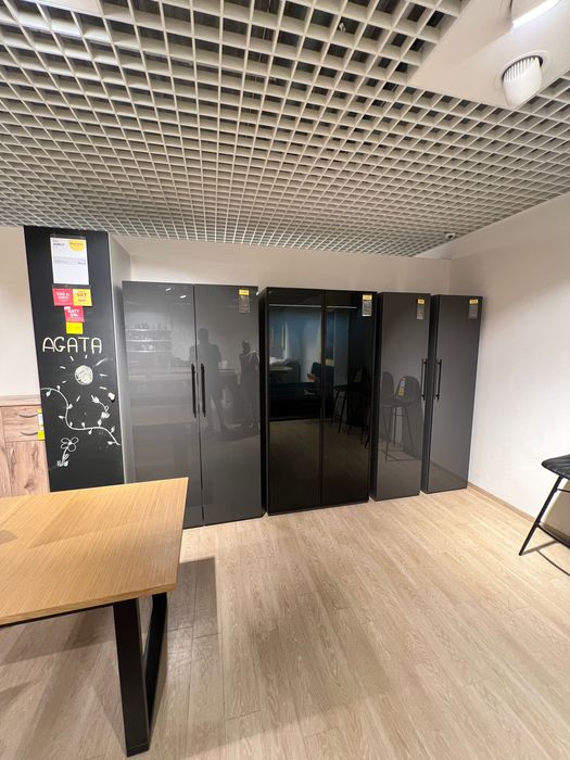 Szafa z Agata Meble – antracyt połysk, 3-częściowa, złożona