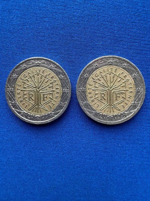 Moedas de 2 euros - França 2001 com erros de cunhagem
