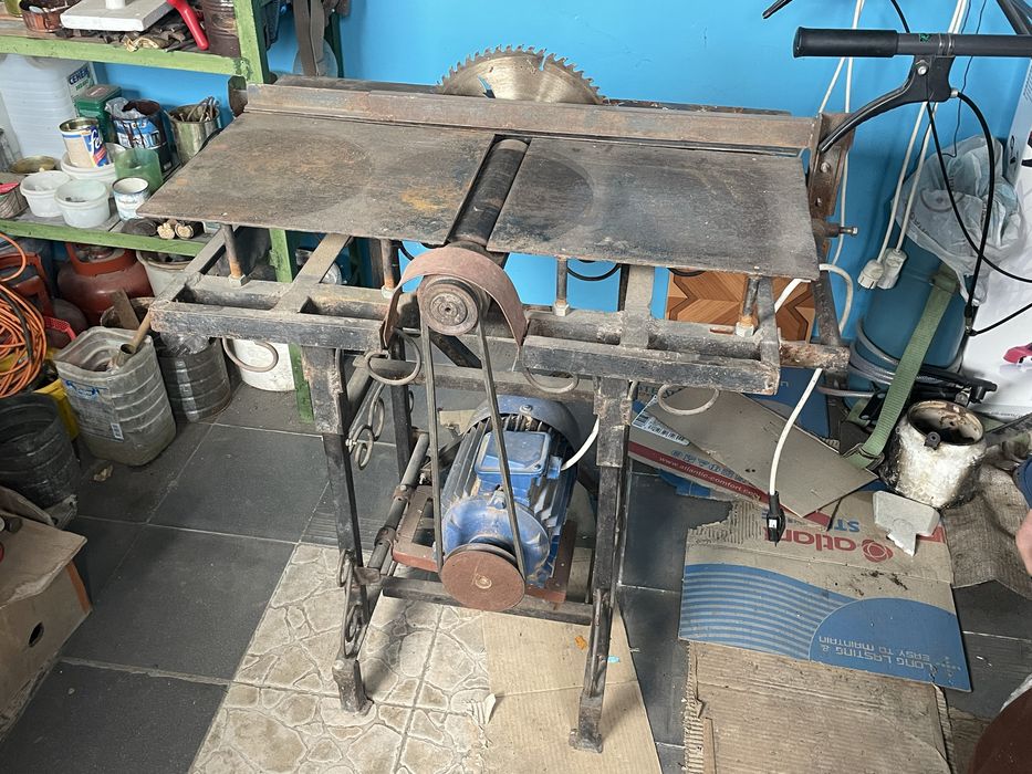 Деревообрабатывающий станок