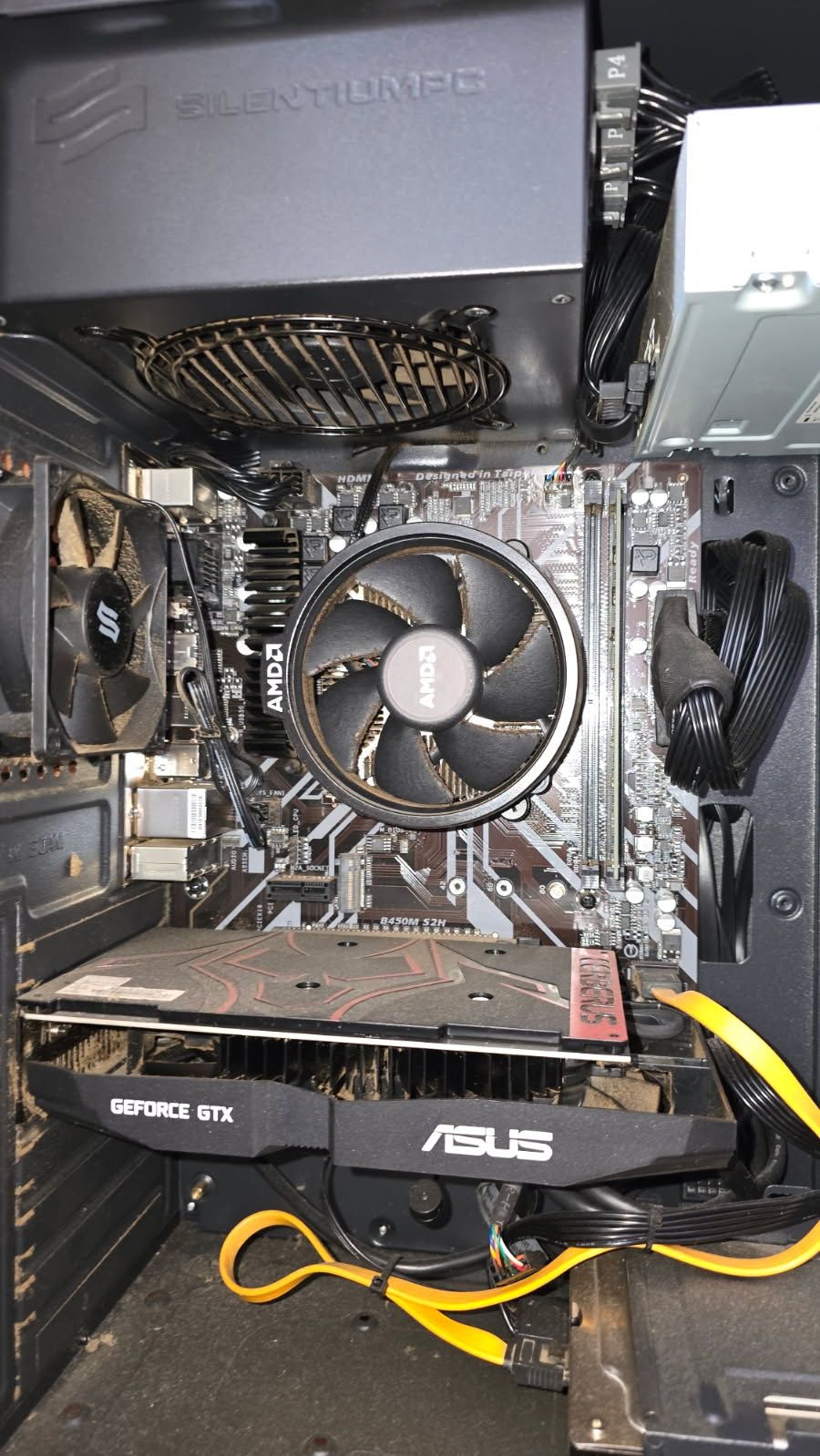 Komputer stacjonarny plus monitor itp
