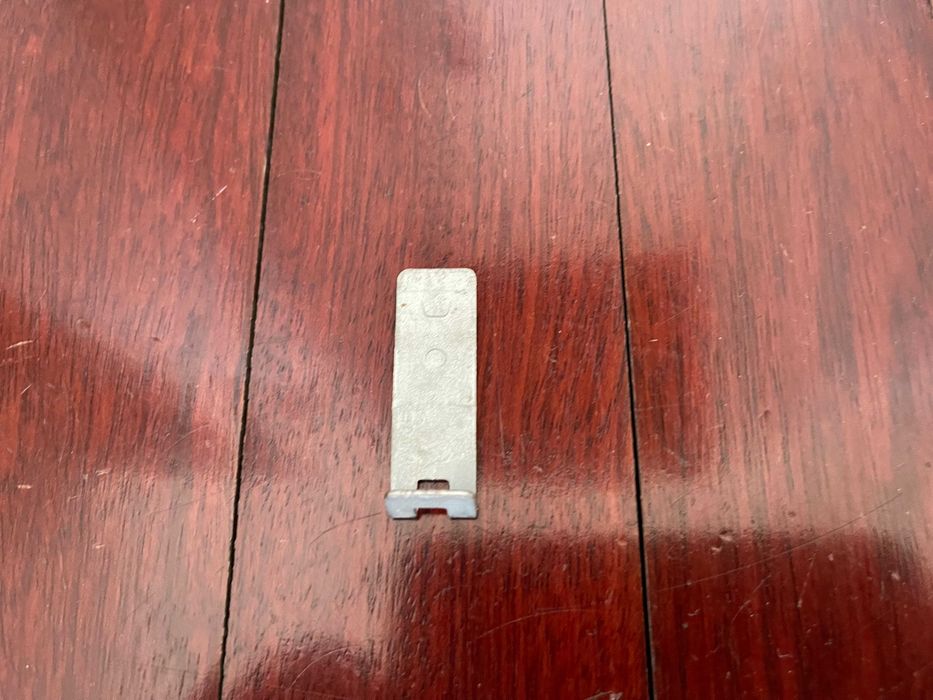 URMET Base de parede p/ ligações elétricas e fixação de vídeo porteiro