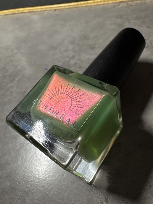 Ethereal Lacquer lakier do paznokci Luna Moth