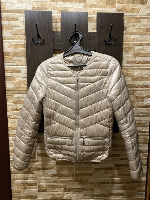 Куртка на осінь-весну