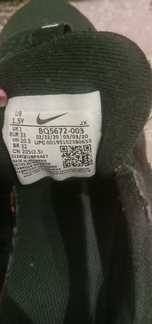 Красовки nike, оригінали,  розмір 33.