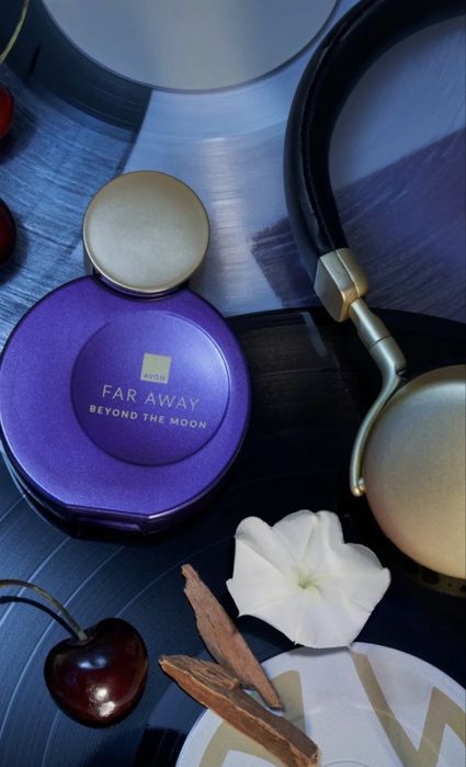 Perfumy Avon Far Away Moon.