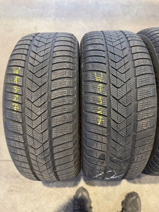 245/45/18 Pirelli Winter SottoZero 3