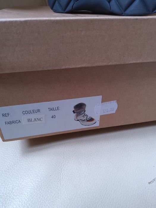 Buty nowe skórzane 38