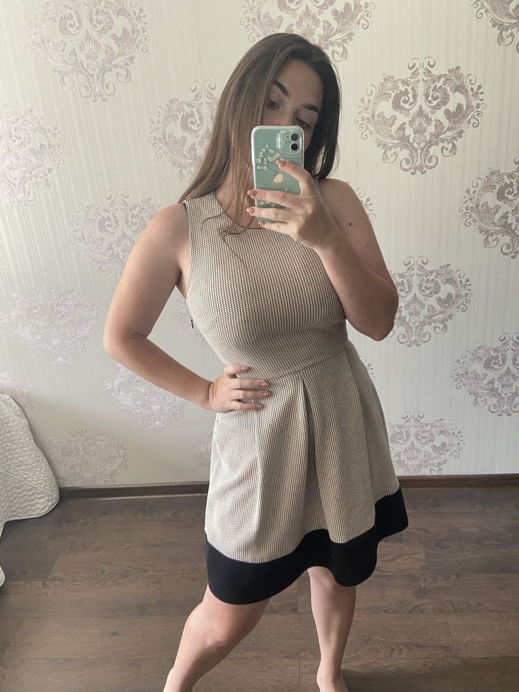 Сарафан класичний Stradivarius