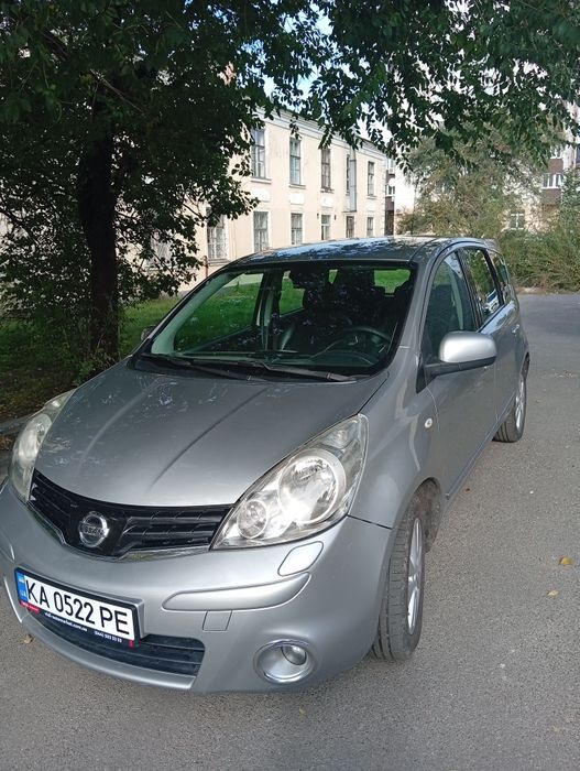 Нисан  Нот 2013  р