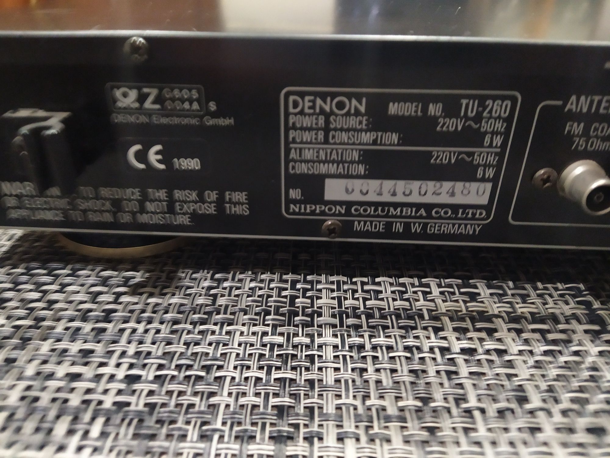Tuner Denon TU-260