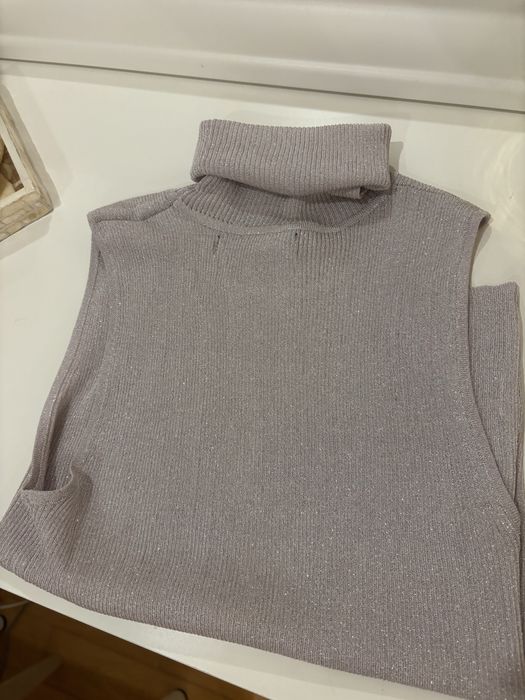 Camisola com brilhantes