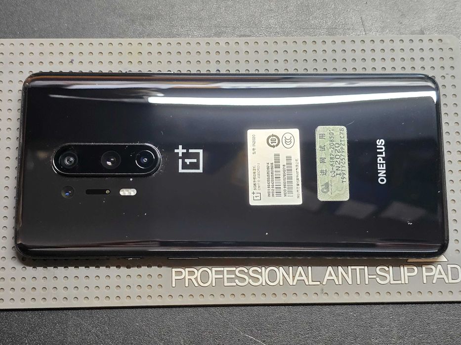 Używany - OnePlus 8 Pro 256GB Czarny - GSM Baranowo