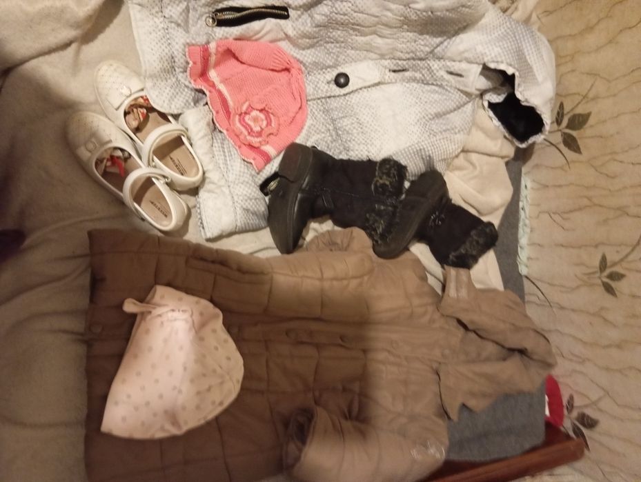 Одяг і взуття тна дівчинку, великим пакетом