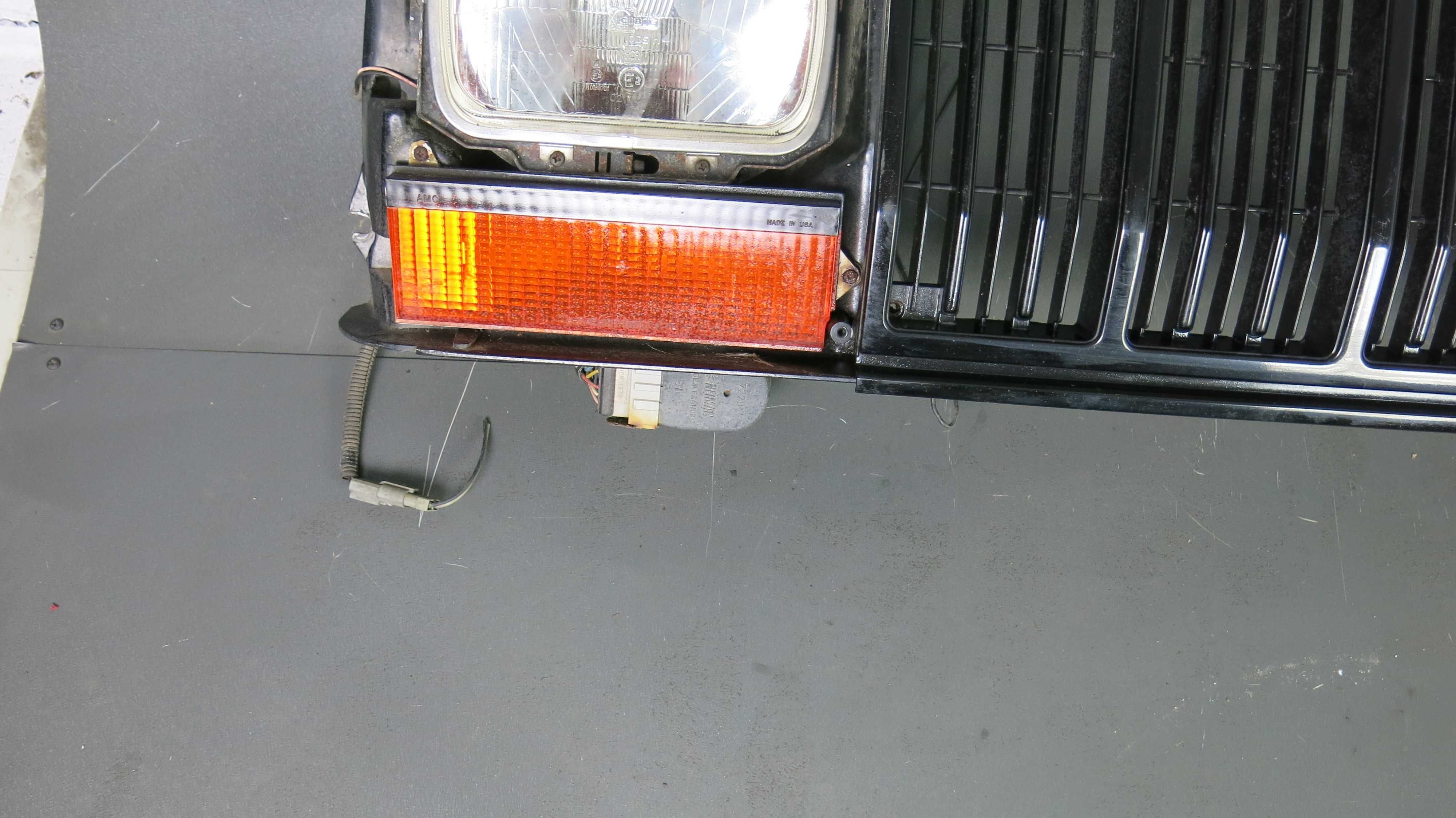 Jeep Cherokee XJ grill lampa lampy przód przednie komplet