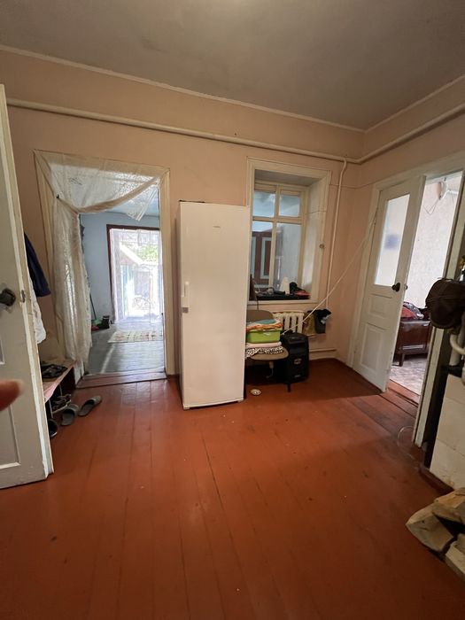 Будинок. Ніжинський район с.Вертіївка