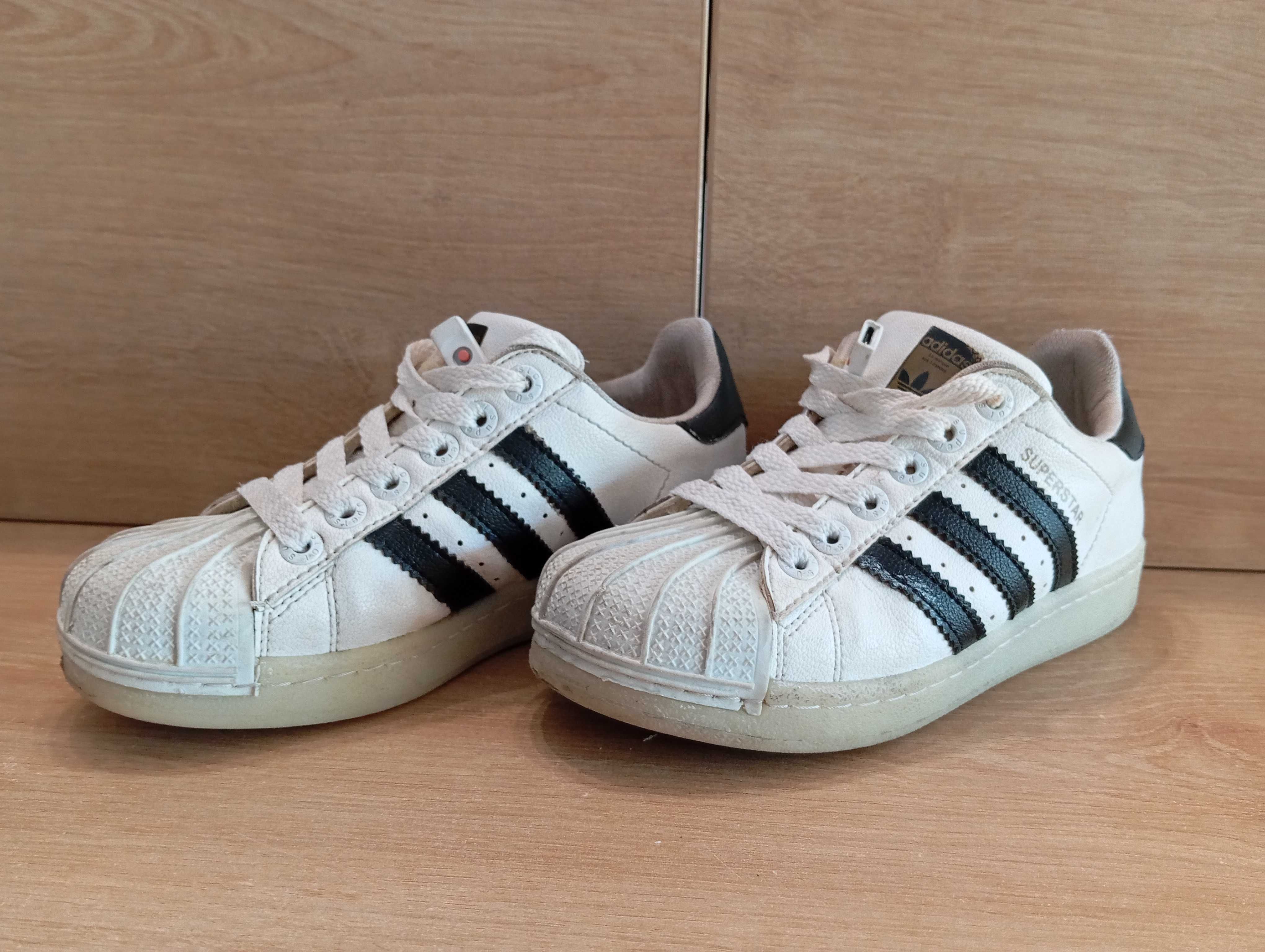 ADIDAS Superstar LED Light Buty dziecięce rozm. 32 /20cm.