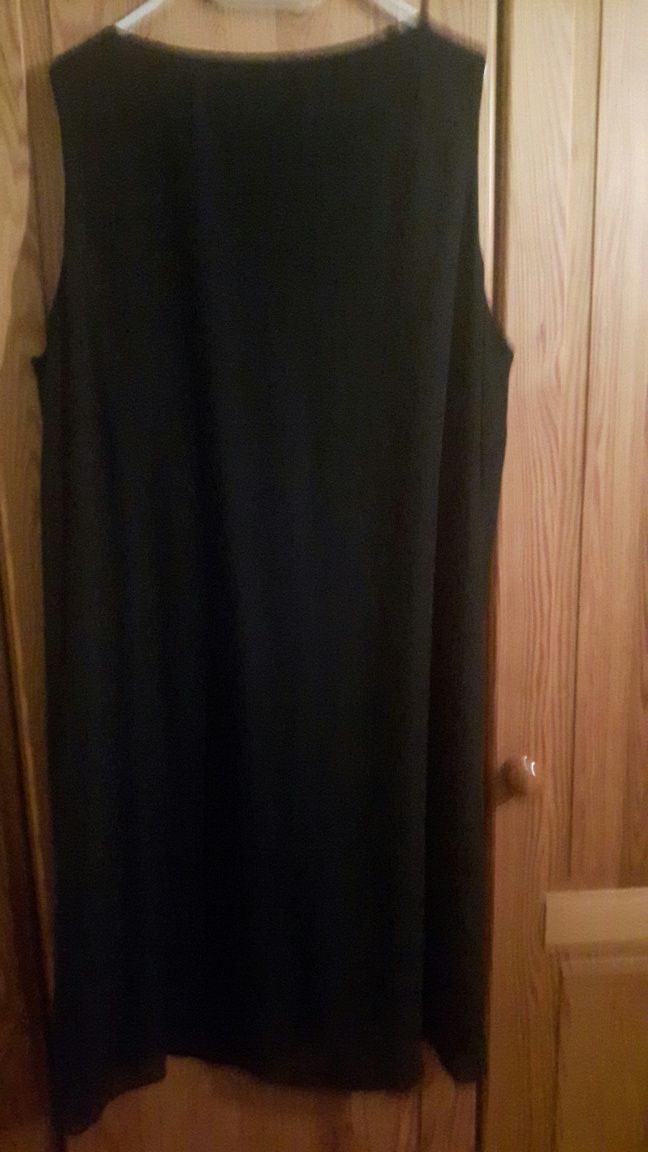 Sukienka czarna rozm.50