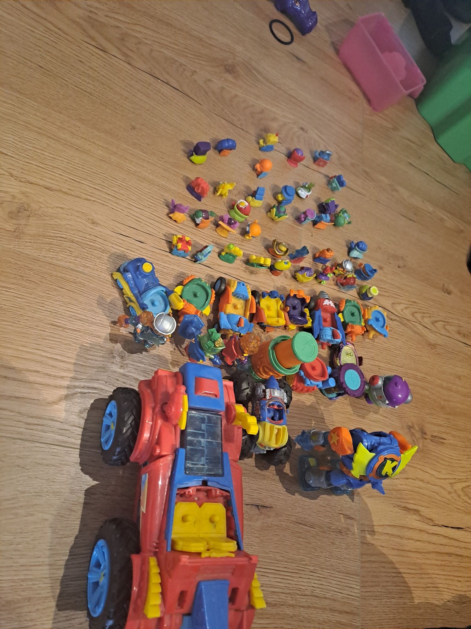 Super Zinx super things pojazdy figurki sklep 1100 zł