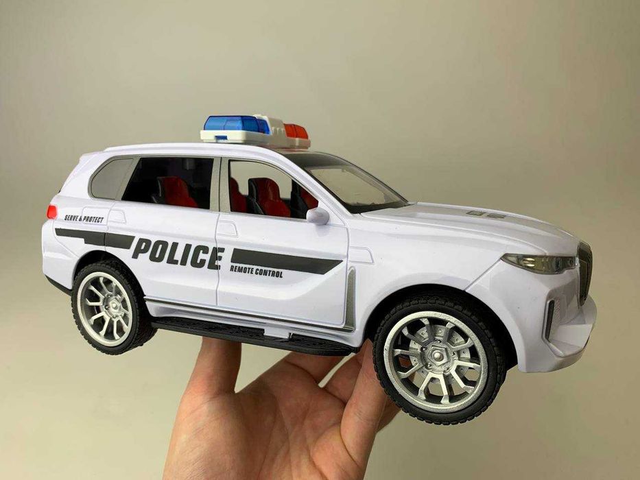 Машинка BMW X7 на пульті радіокерування і акумуляторі дистанційна р/к