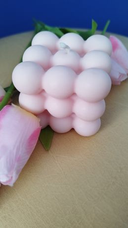 Świeca bubble zapach magnolia