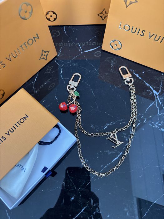 Nowy złoty brelok Louis Vuitton LV zawieszka do torby pudelko torba