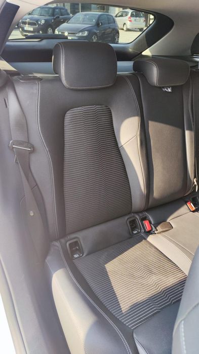 Mercedes-Benz CLA 250 e 8G-DCT Progressive