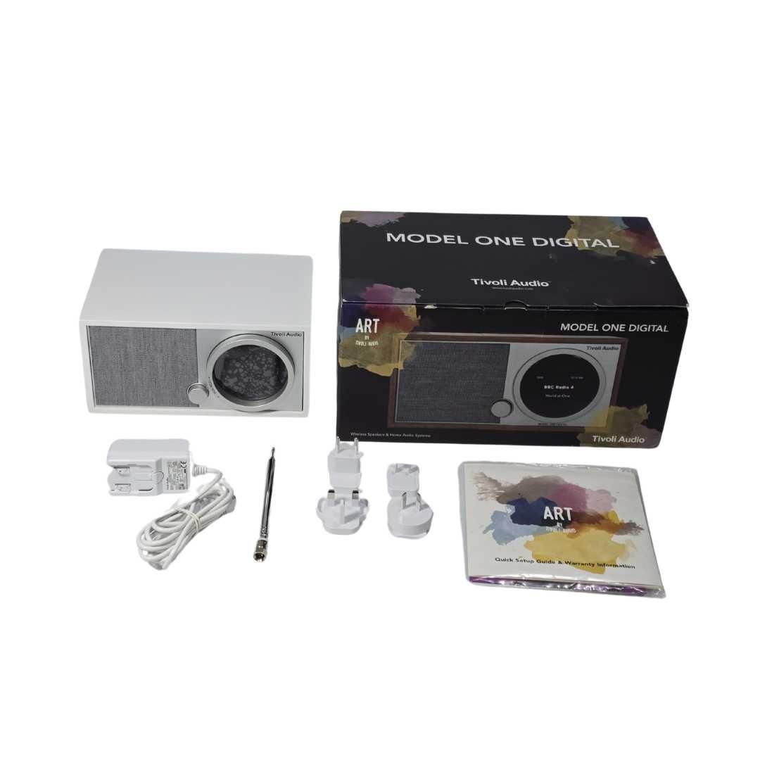 ++ Tivoli Audio Model One Digital+ Radio FM DAB+ WiFi Bluetooth ++
