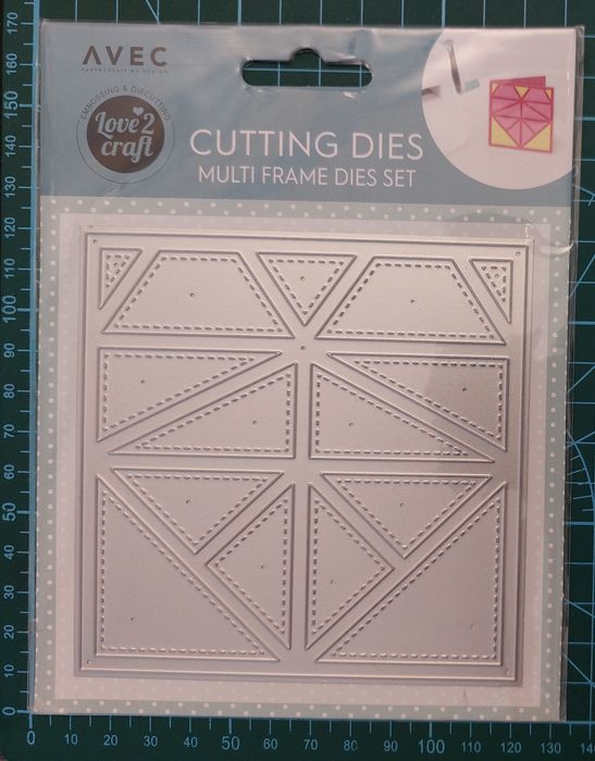 Zestaw wykrojników scrapbooking