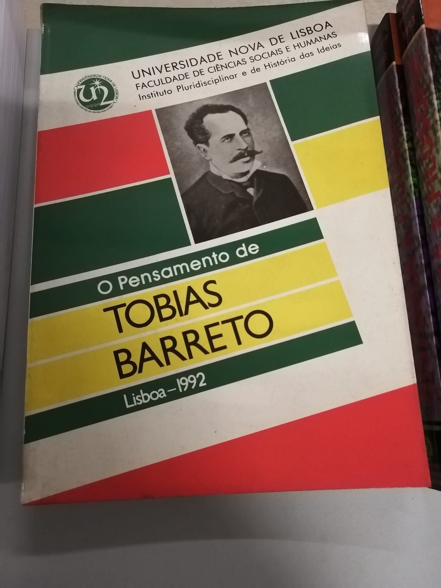 Vendo livros variados