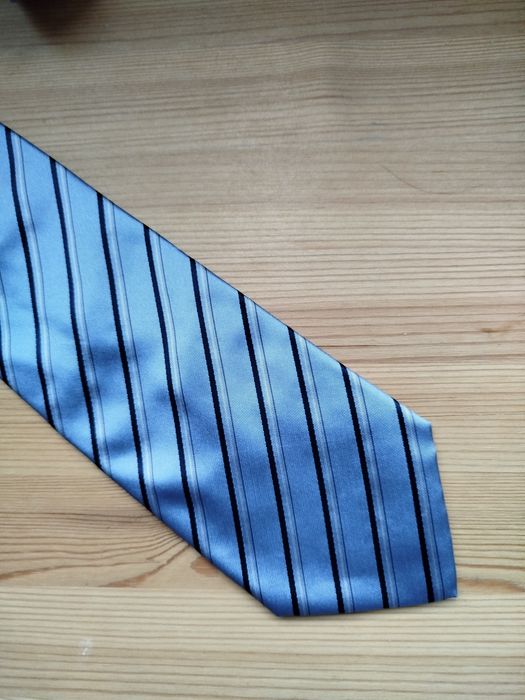 Gravata clássica de seda