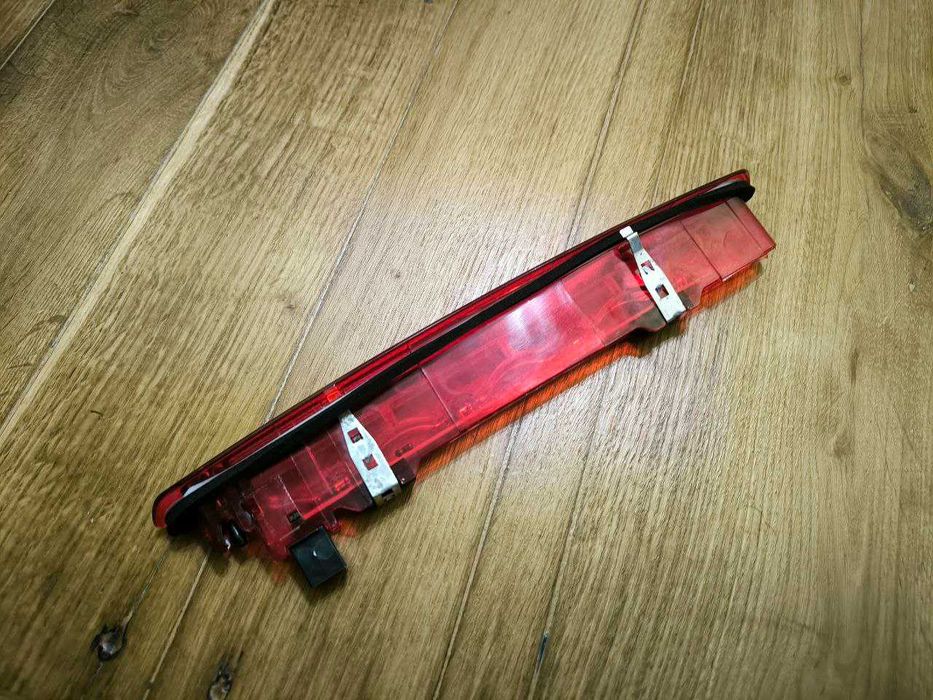 Додатковий стоп сигнал ліхтар на Nissan qashqai j10 06 - 13