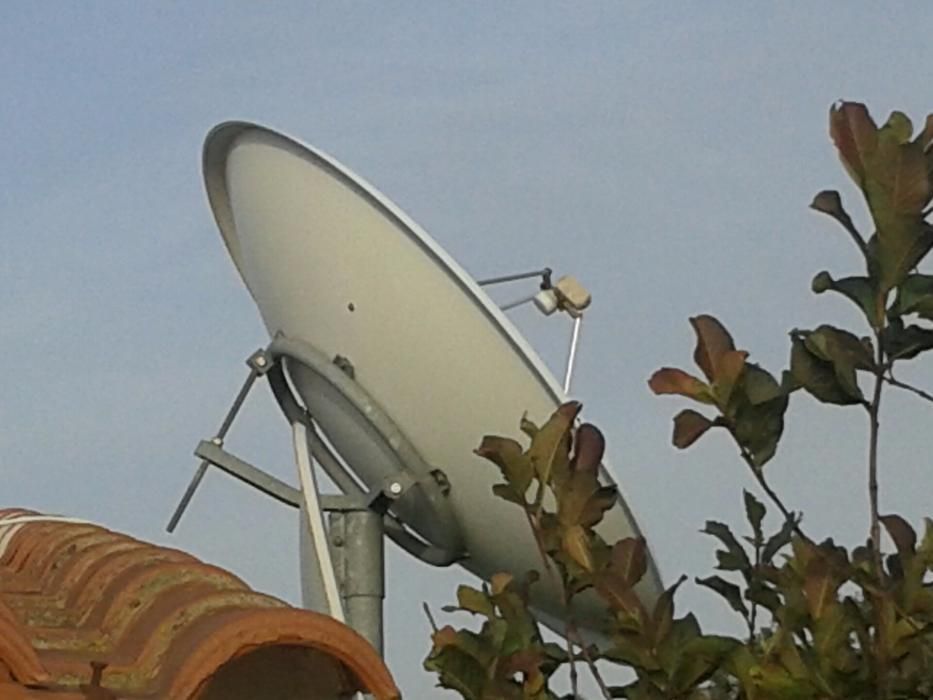 Antena - dish satellite