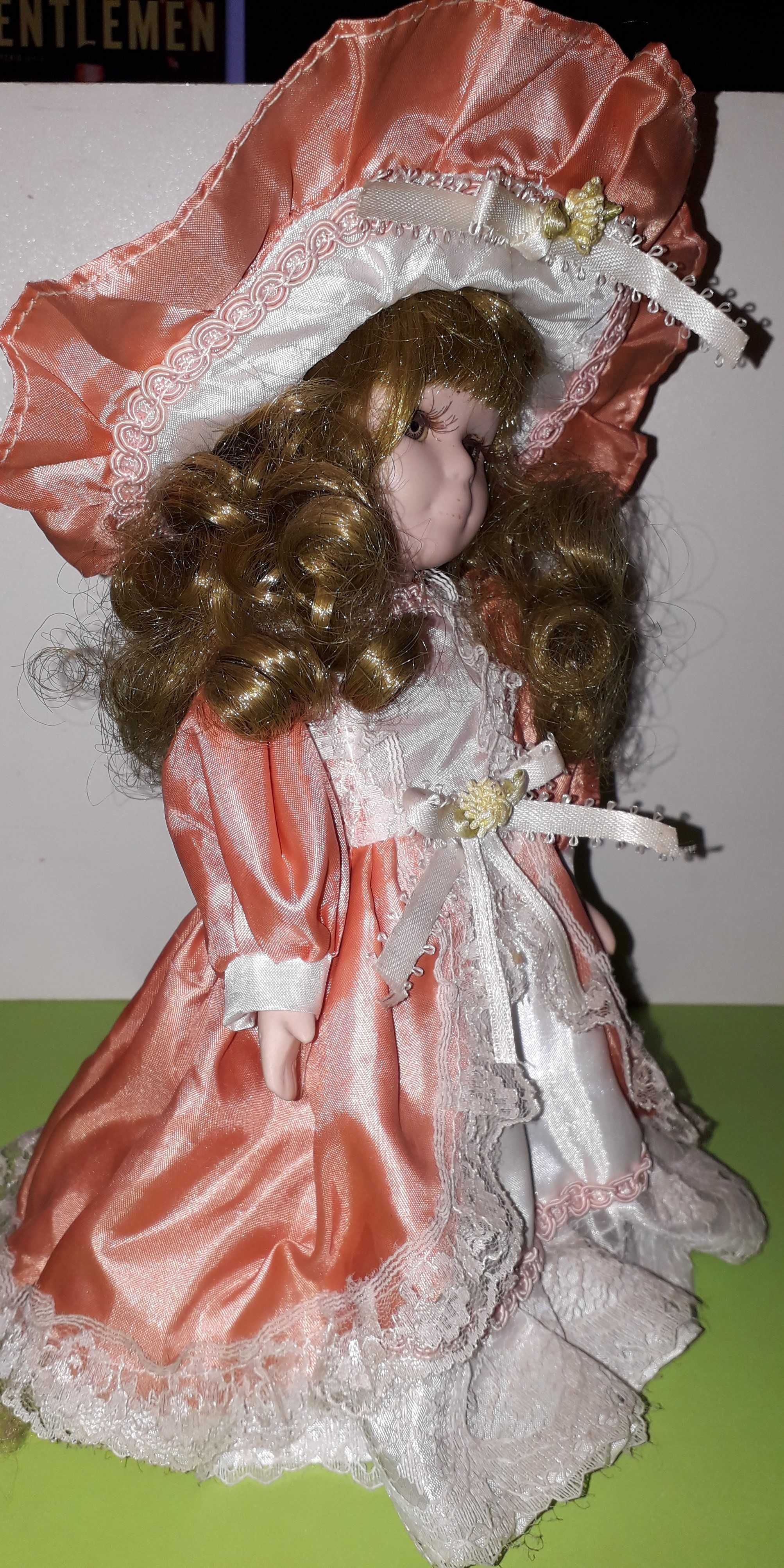 Интерьерная кукла фарфоровая Porcelain doll 22см