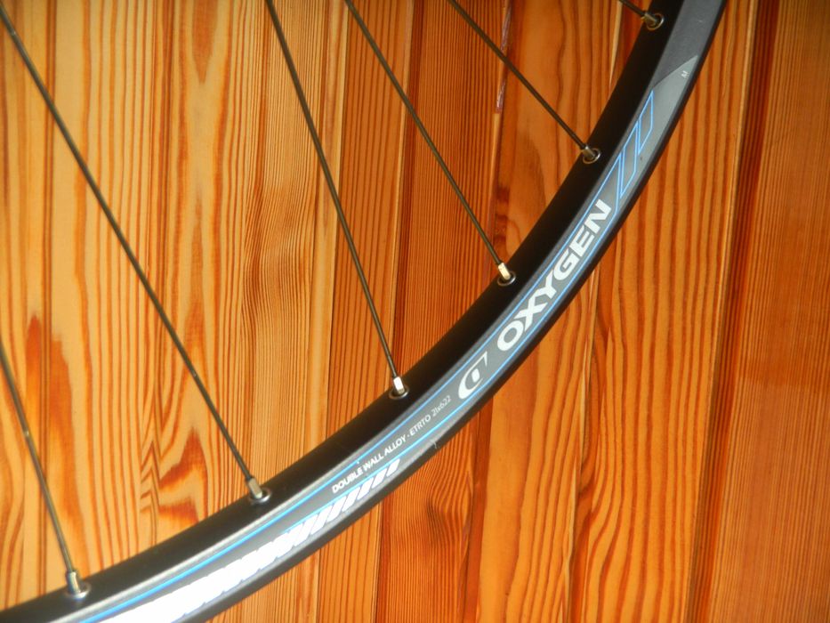 Задне колесо на 28" Shimano  deore XT  FH-M8000